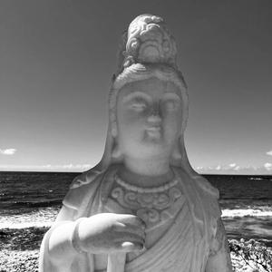 BOTTEGA (feat. CalicoDEIRA) (Explicit)