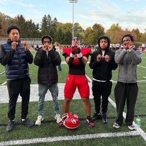 Beas Intro (feat. Gloryjay & Egz) (Explicit)