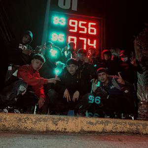 A lo gucci(feat. Mieress)