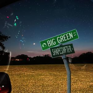 Landlocked (feat. MaloVinci) (Explicit)