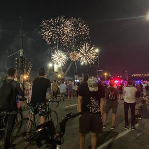 Paranoïd (feat. (Prod.squirlbeats)) (Explicit)