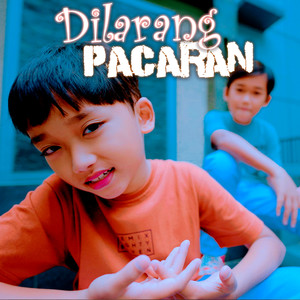 Dilarang Pacaran (Karaoke)