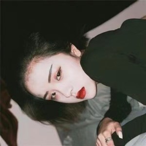 像暗杀似的拥抱你