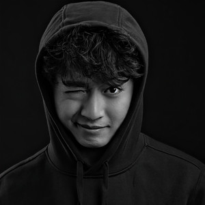 甘凌飞 - Days and Moons