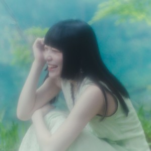 笑って (笑一个)