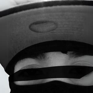 Buscándola (feat. jota eme) (Explicit)