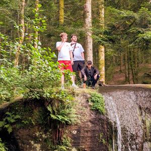 Crop Top Nylon (feat. BIGTONY.KRZ, Ajimili & Shere Khane)