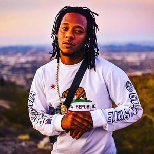 Auntie knees (Explicit)