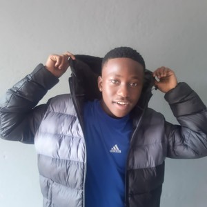 Home alone(feat. Mk De Musiq)