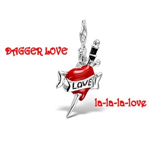 Dagger Love (La-La-La-Love)