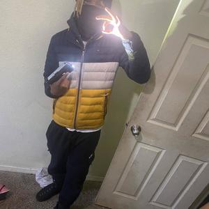 Rico Suave (feat. SoS Dee)