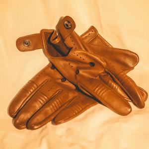 DRIVE IT (feat. Milovay)