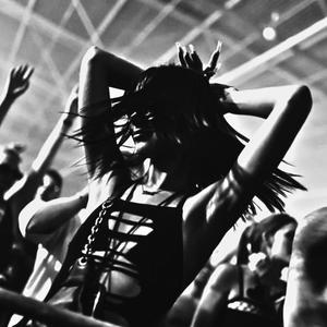 aDmIrE_u_ (wOnT_sToP_mOvIn) v3 (feat. GOOD PEOPLE & freddie gibson)