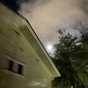 Ei kiinnosta (Explicit)