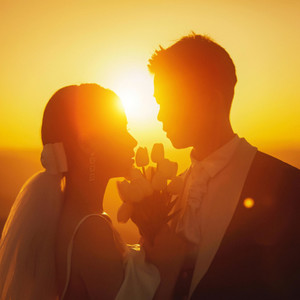 夕阳下的婚礼 (伴奏)