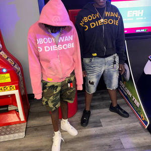 HighClassLivin (feat. 1Lilquelle) (Explicit)