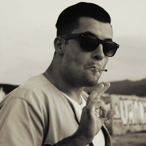 Oldschool Freestyle (feat. Loopermanbeats) (Explicit)