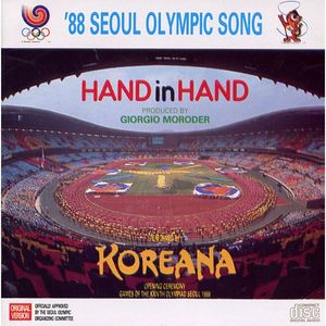 Hand In Hand (英语)封面
