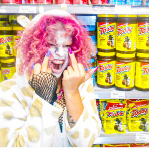 TODDY - NÃO RESPEITO FUMAM POD >: (