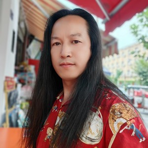 怎样的姑娘 (伴奏)