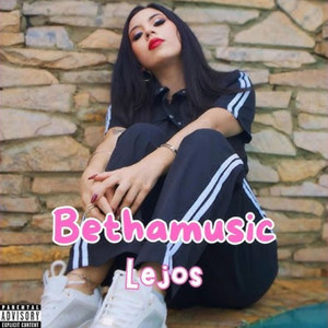 Lejos (Explicit)