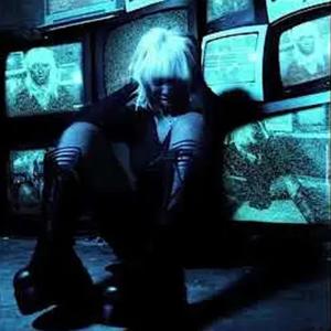 KISS N TELL (Explicit)