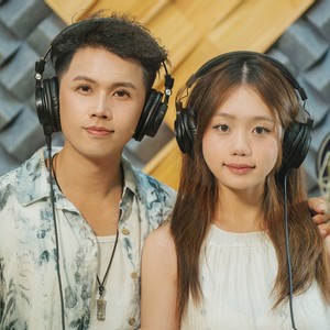 十八岁的翅膀 (伴奏)