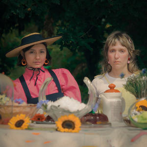 Arredor da mesa (feat. Anaïs Barbier, María Jorge, Pedro Fariñas, Fergi, Zalo Rodríguez & Antón Veloso) (feat. Anaïs Barbier, María Jorge, Pedro Fariñas & Fergi Huins)