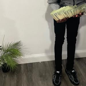 NeverBeenAVic (Explicit)