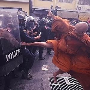 no time (feat. twinext) (Explicit)