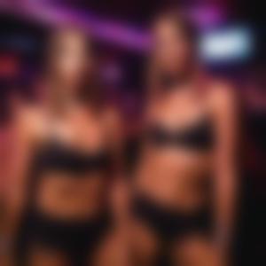 Twinz in Ibiza (feat. noityboi fuego & Yung Juanny) (Explicit)