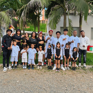 Amor de Colegio Remix (Explicit)