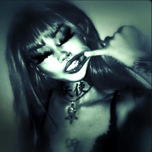 Rolly On Me (Explicit)