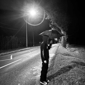 Nocne Spacery (Explicit)