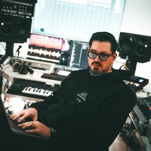 We are never going to lose (feat. Phillip Jonathan Carter)