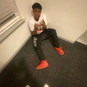 Bouttadozzzin (feat. Lilrodneyfrmdalou) (Explicit)