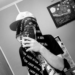 Stay true (feat. Tay2x) (Explicit)