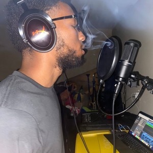 High ashit (feat. Lulmu & Treyball) (Explicit)