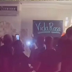 VAI ME VER VIVENDO (Explicit)