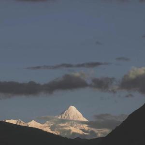 踏山河封面