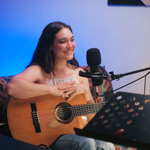 Un Minuto (Sesiones Sábado Corto)