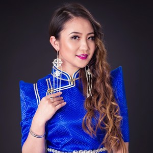 Zuudni Tsenher Ayalgu 梦中蔚蓝的旋律