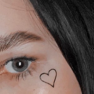 Девочки умирают в луже наркотических веществ (Explicit)