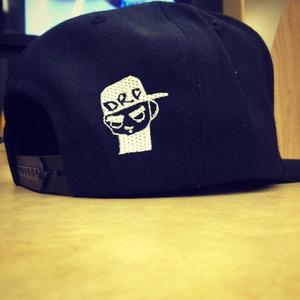 Bu Günümde Ertirim Bar (feat. Zumer & Godek) (Explicit)