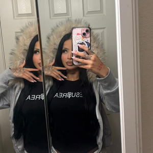 distractions (feat. Mainetoowavy!)