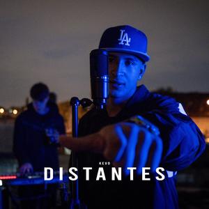 Distantes