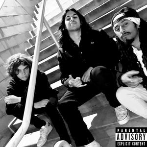 ROCKSTAR (feat. Chao! & mvlvchi) (Explicit)