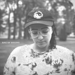 Floating in Space(feat. Yzaiah Jordan) (Explicit)