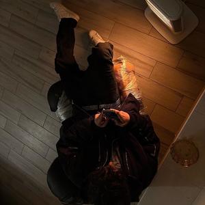 spioncino (Explicit)