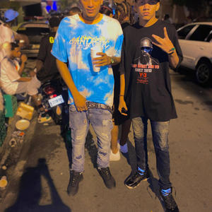 CAIDOS (feat. Ronny la pinta) (Explicit)